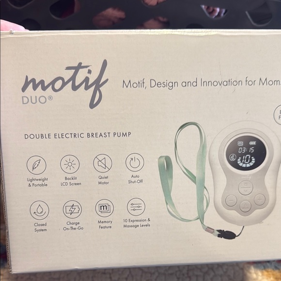 Duo Breast Pump - White - Picture 2 of 3